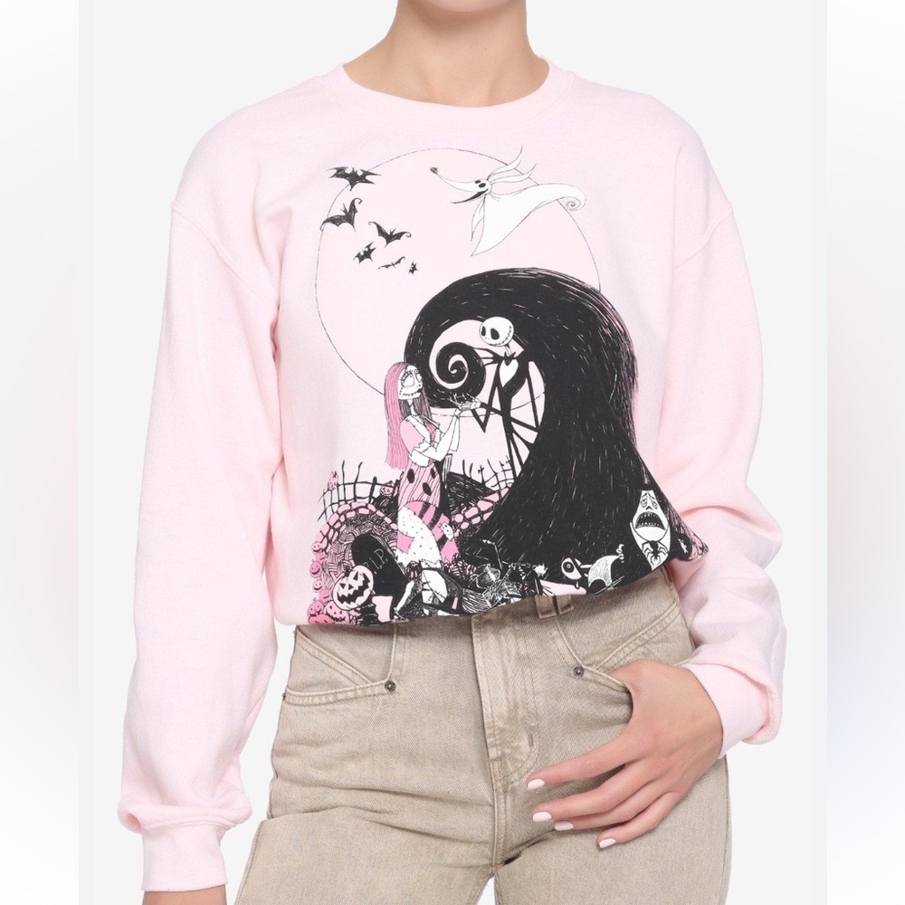 The nightmare before Christmas sweatshirt. Juniors Large